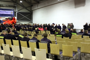 Feuerwehr Hamburg schickt 150 Einsatzkraefte in das Katastrophen