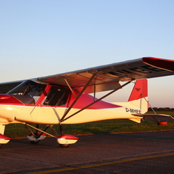 Fliegen mit Tomschi Air